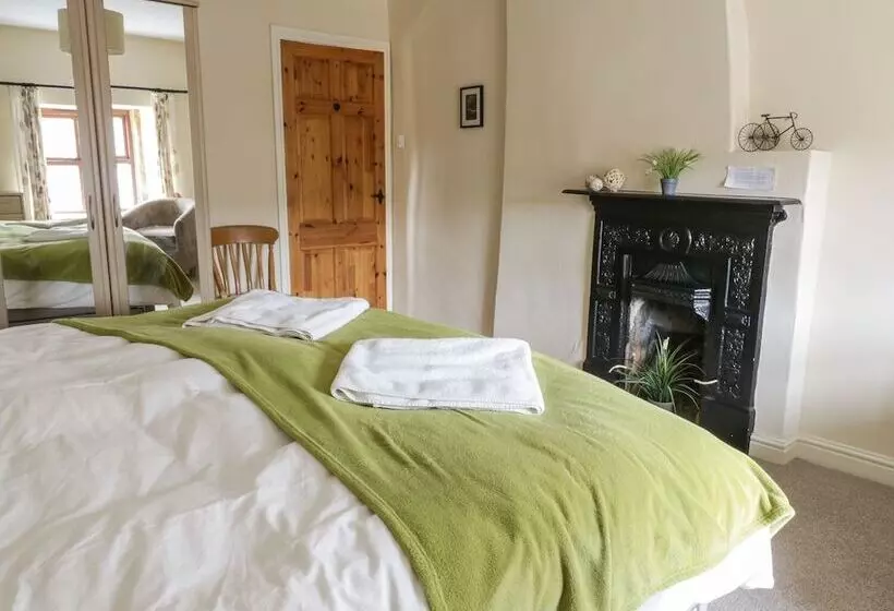 Rowan Cottage