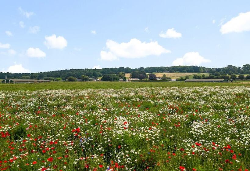 Woodmans Cottage @ Nables Farm