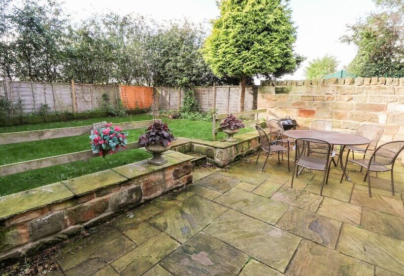 Airy Hill Old Farmhouse