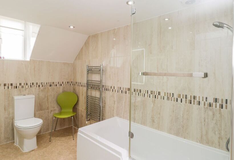 Airy Hill Old Farmhouse