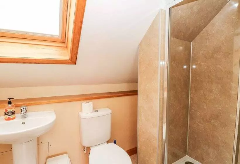Bugaboo Cottage