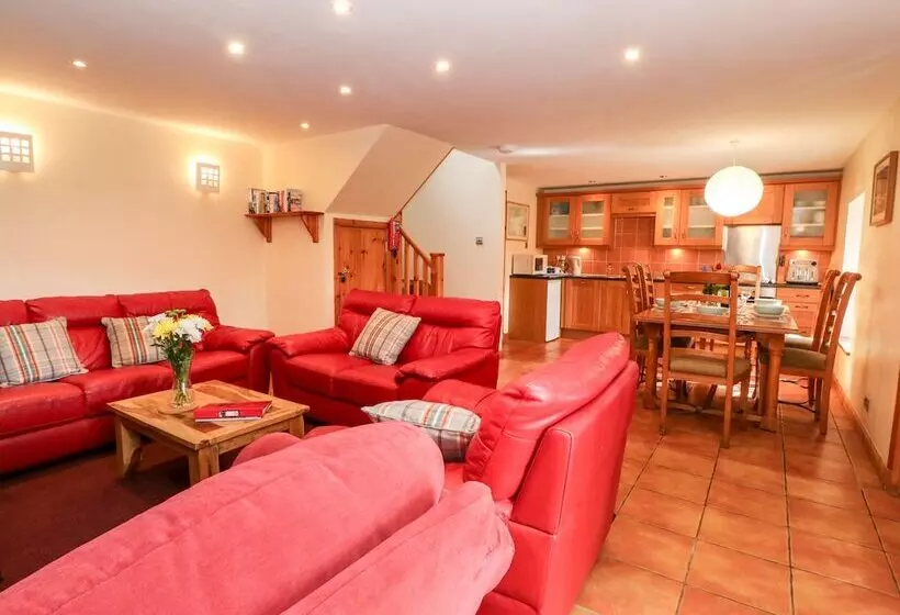 Bugaboo Cottage