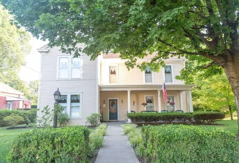 Red Rose Inn Bed & Breakfast