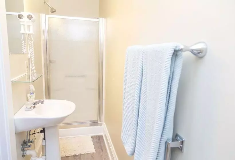 Red Rose Inn Bed & Breakfast