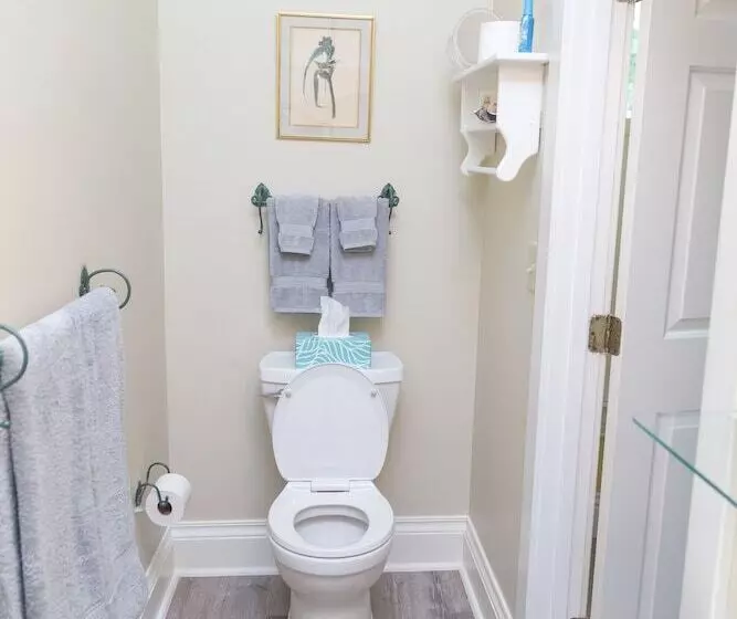 Red Rose Inn Bed & Breakfast