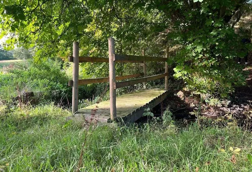 Saddlers Cottage, Berllandeg Farm