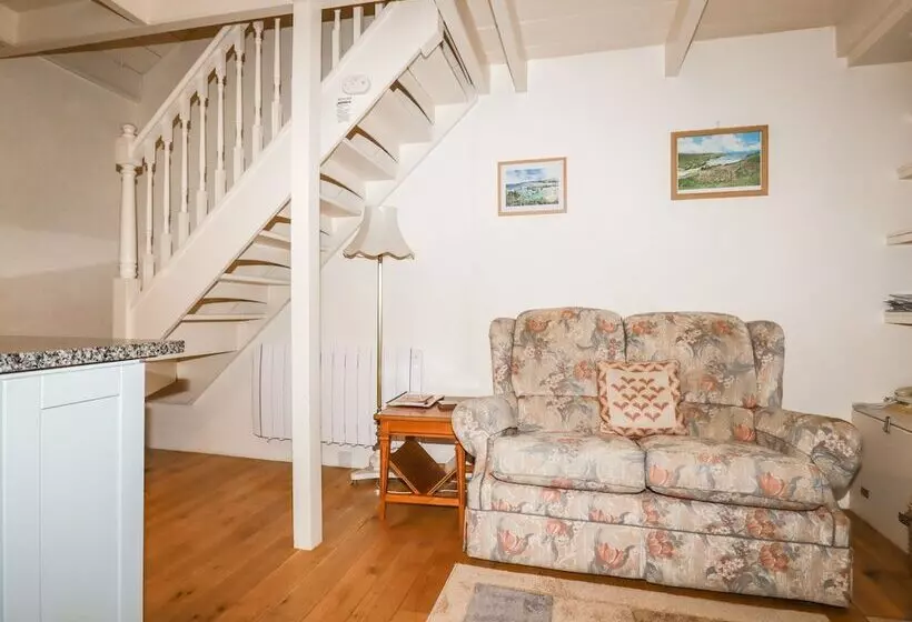 The Ark Cottage