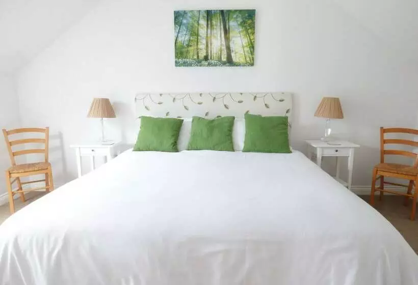 The Stables, Crayke Lodge