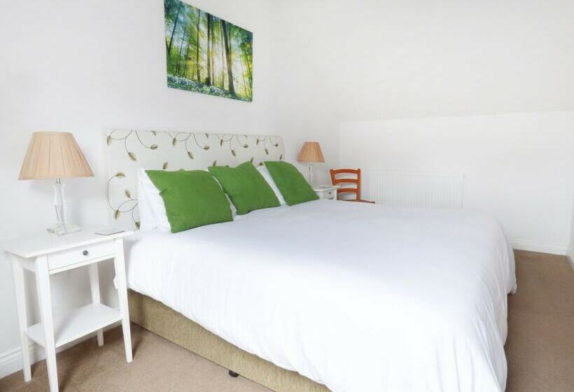 The Stables, Crayke Lodge