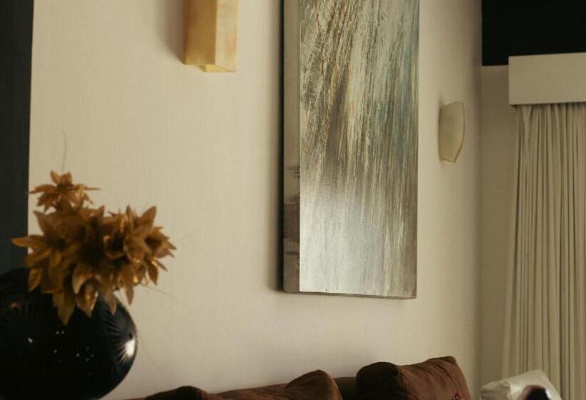 Aldea Thai Luxury Condos By Playa Rentals