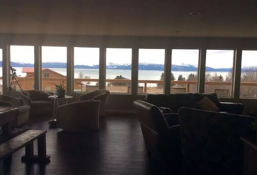 ベッドアンドブレックファースト Anglers Roost