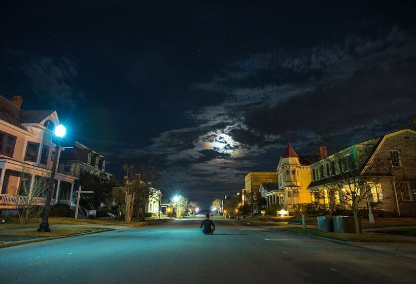 Benjamin Ellis House Bed & Breakfast