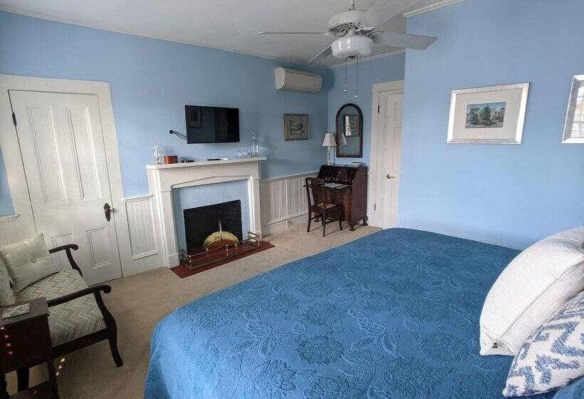 Benjamin Ellis House Bed & Breakfast