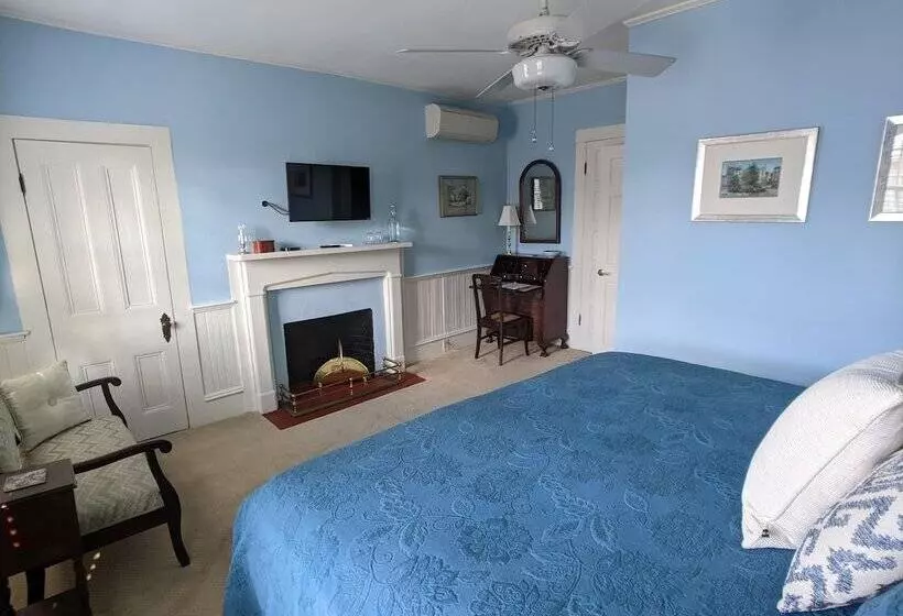 Benjamin Ellis House Bed & Breakfast