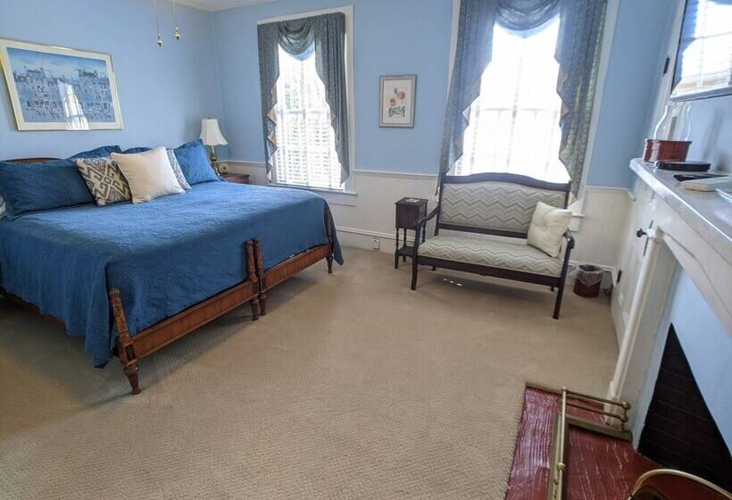 Benjamin Ellis House Bed & Breakfast