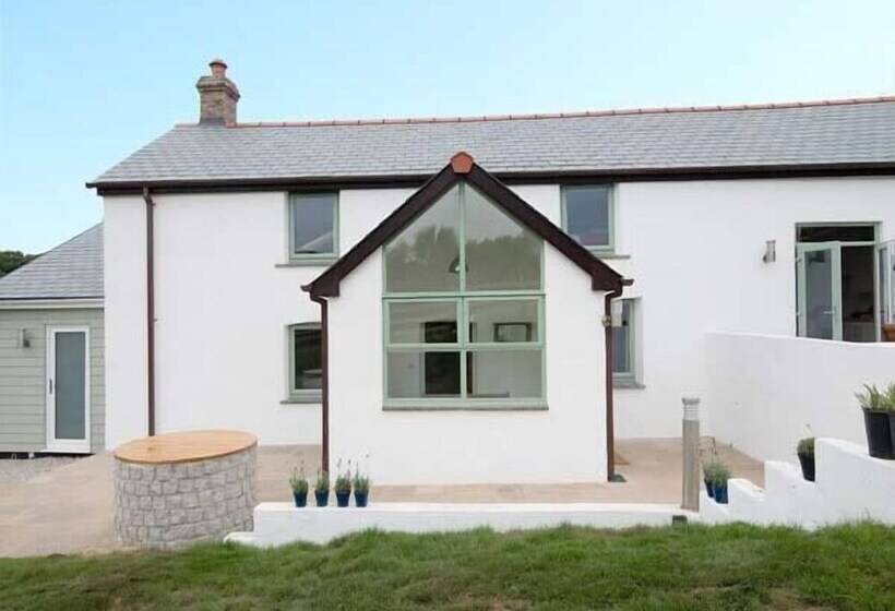 Five Elements Cottage