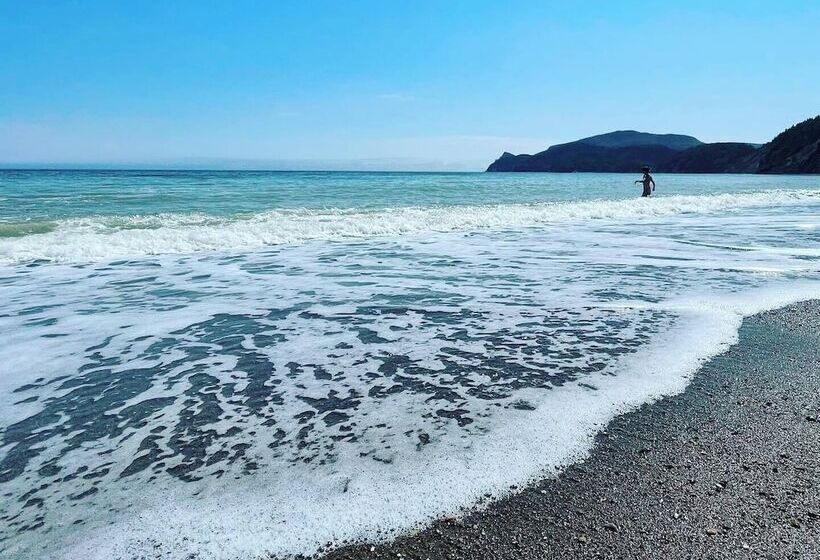 فندق فئة نجمة واحدة Camp De Base Gaspésie