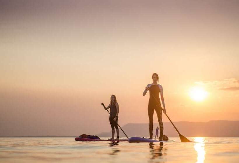 فندق فئة نجمة واحدة Camp De Base Gaspésie