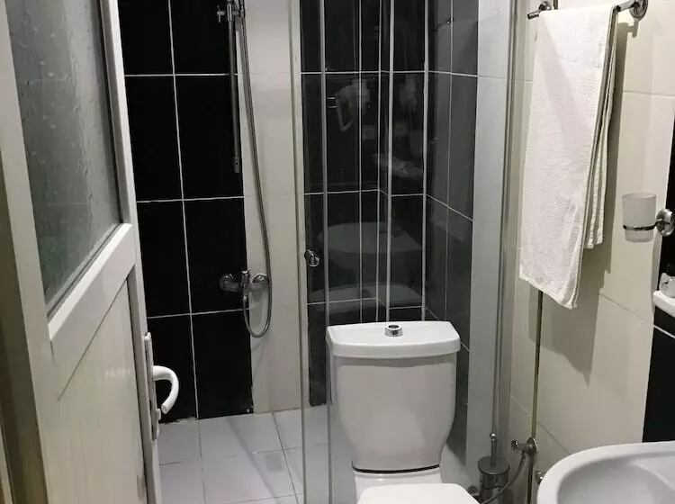 هتل Ahranis