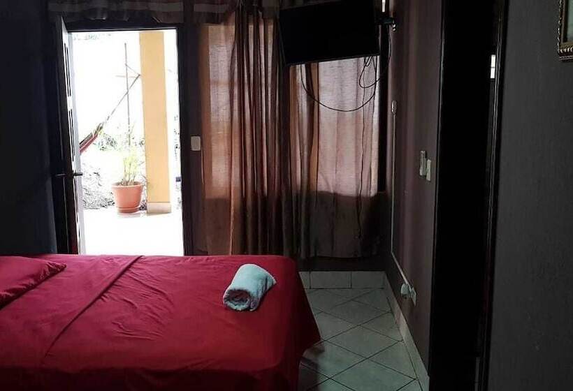 هتل Estancia Victoria