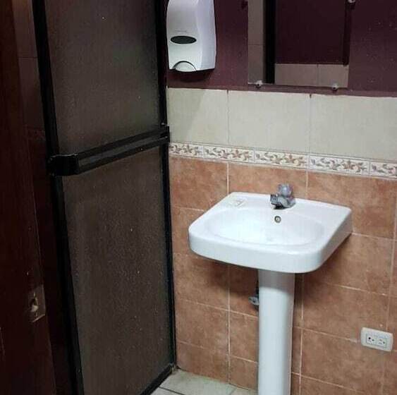 هتل Estancia Victoria