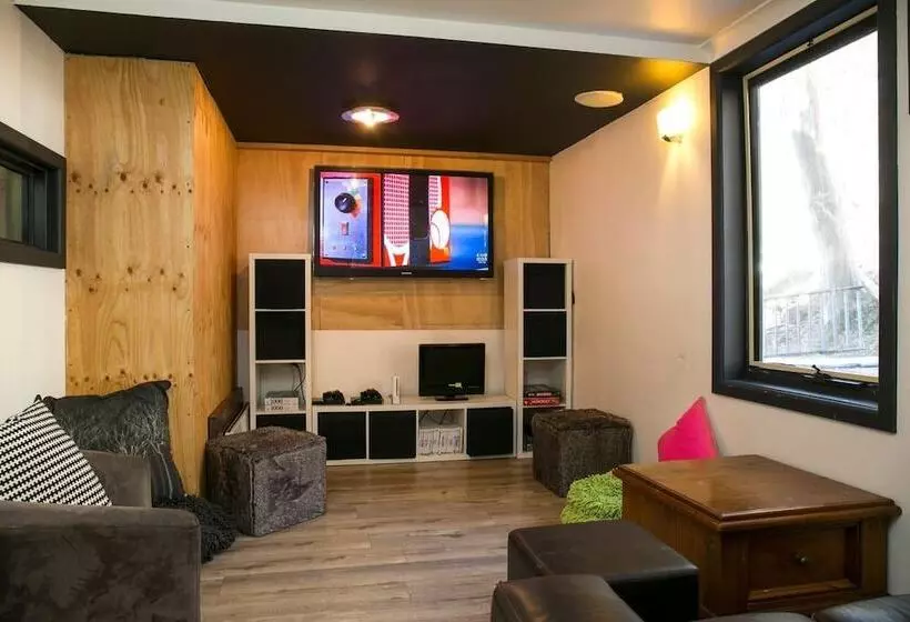 Hotelli Feathertop Alpine Lodge