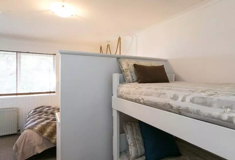 Hotelli Feathertop Alpine Lodge