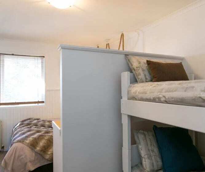 בית מלון כפרי Feathertop Alpine Lodge