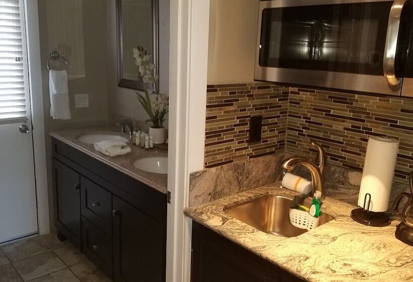 酒店 Gondola Lodge