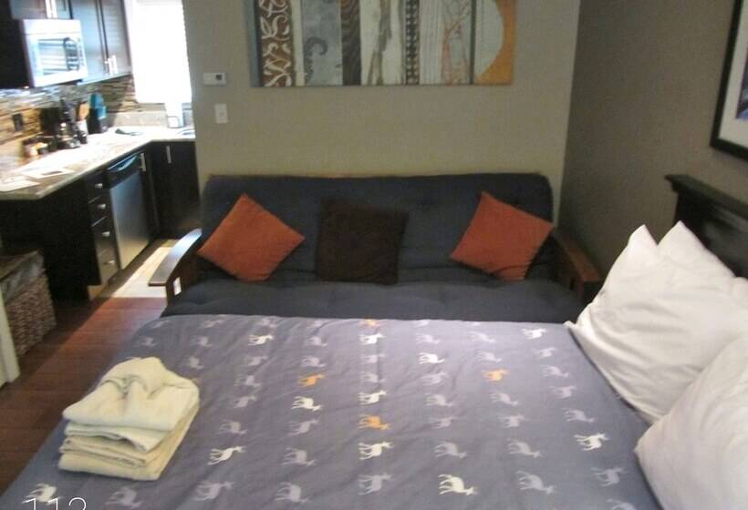 酒店 Gondola Lodge