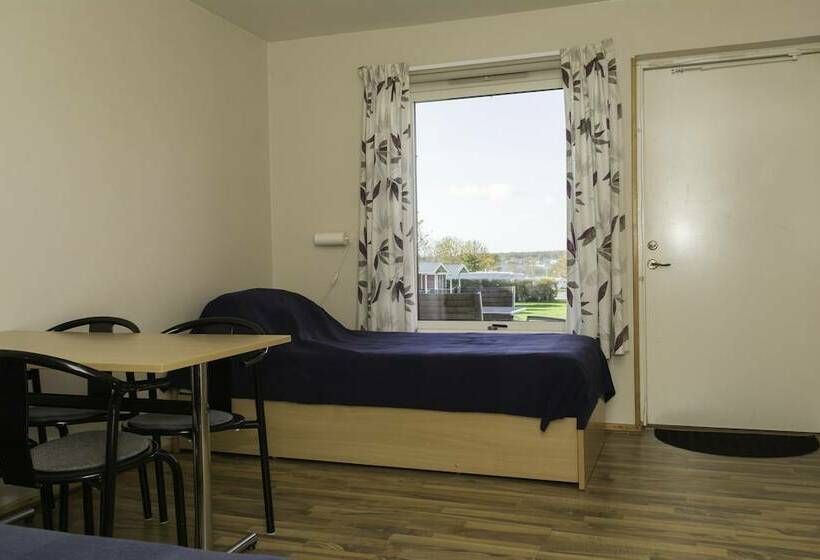 هتل Hälleviks Camping