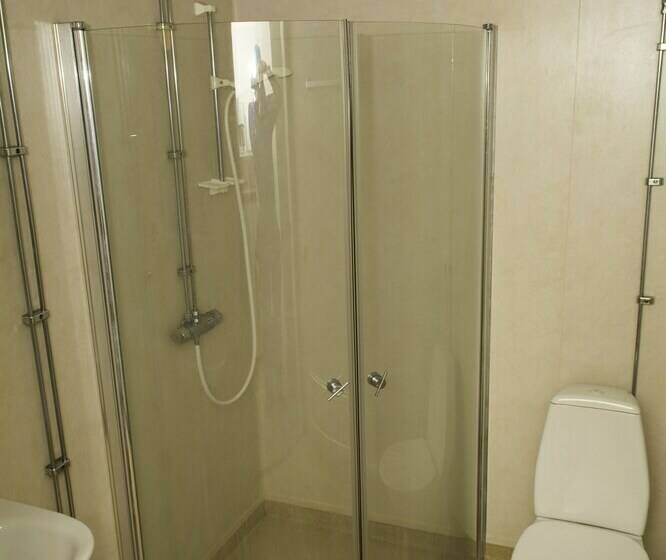 هتل Hälleviks Camping