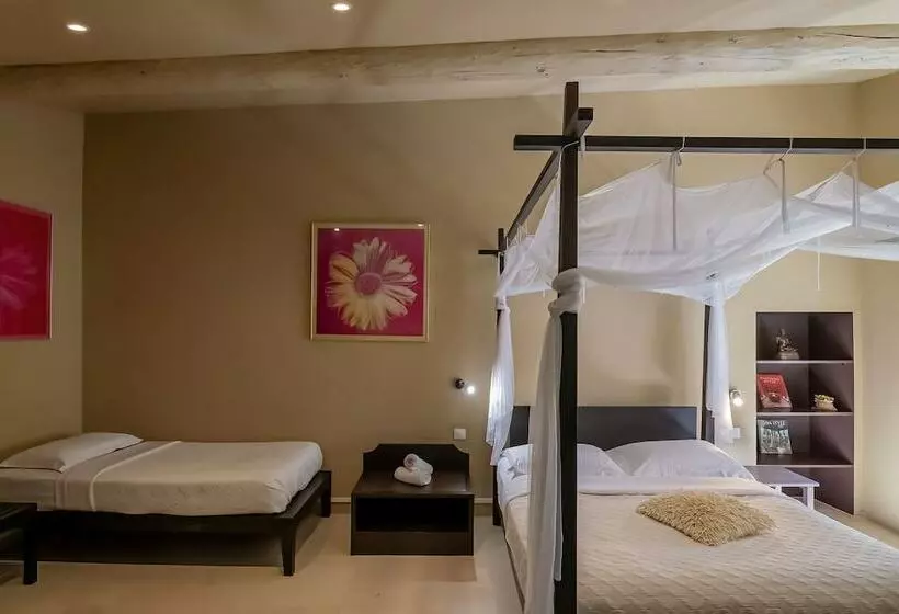 Hotelli Hôtel Le Paradou Bamboothai