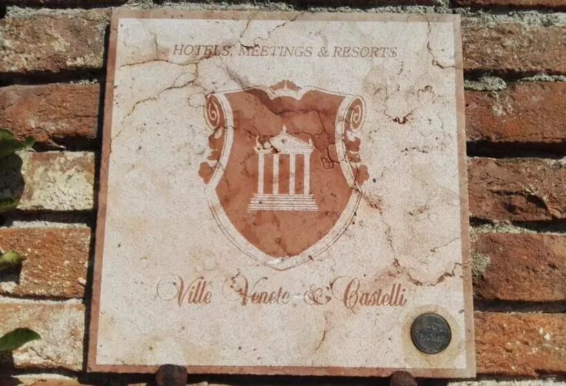 Hotelli Locanda La Corte Dei Galli