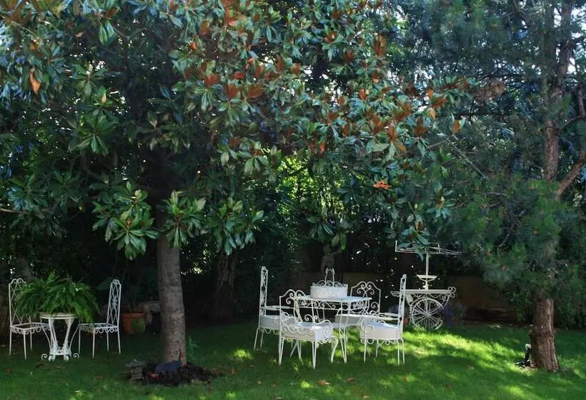 Hotelli Locanda La Corte Dei Galli