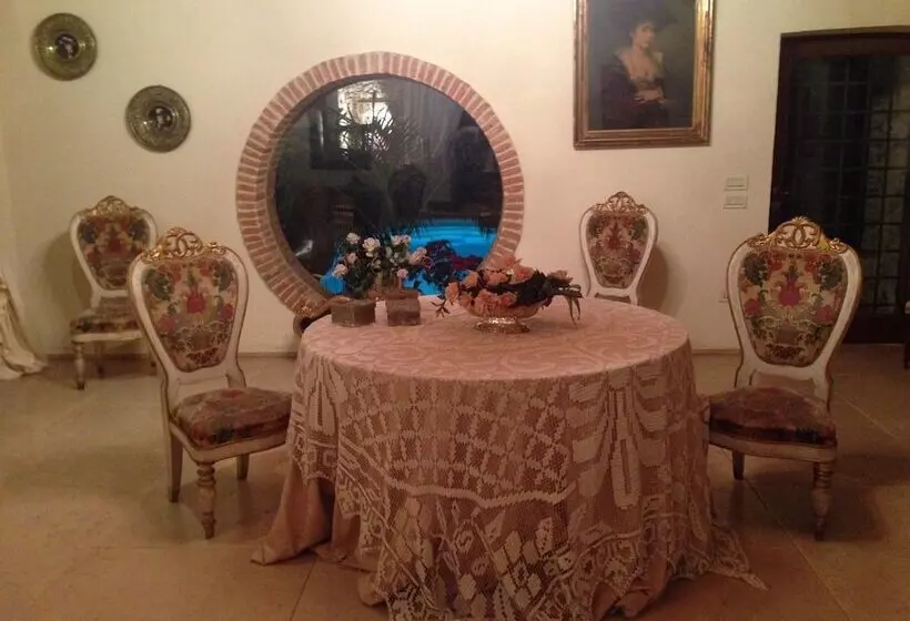 Hotelli Locanda La Corte Dei Galli