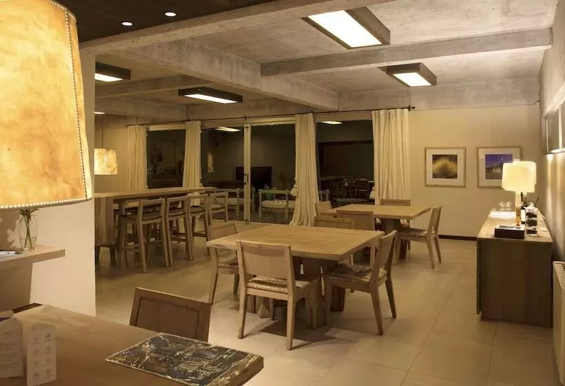 Hotelli Lodge Rocas Del Plata