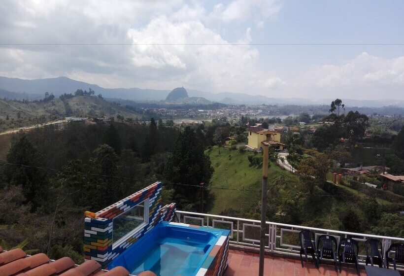 هتل Lookout Lodge Mirador De Guatape
