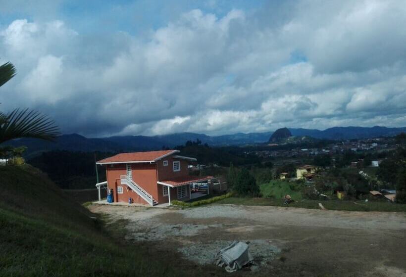 هتل Lookout Lodge Mirador De Guatape