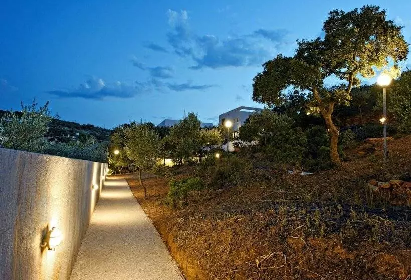 هتل Melia Sol Art Studios