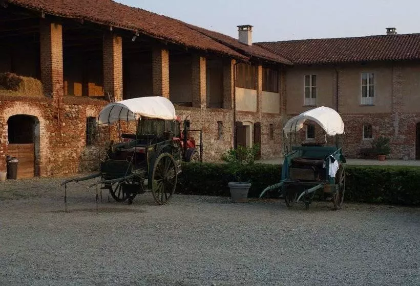 田舎風ホテル Agriturismo Camisassi