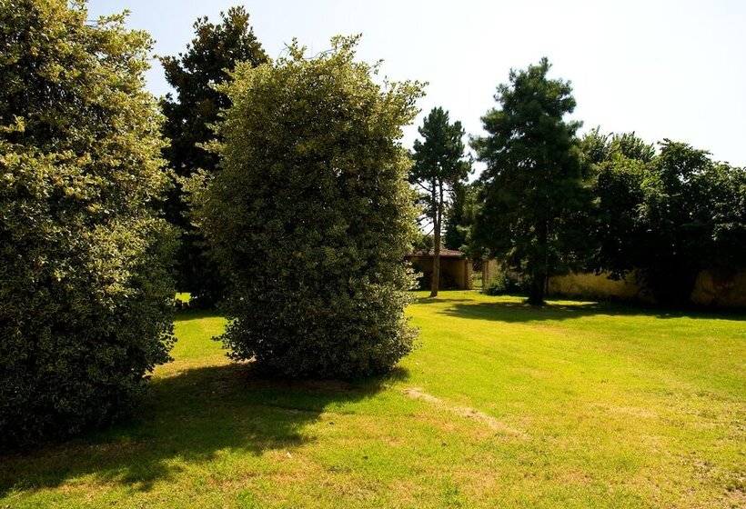 فندق ريفى Agriturismo Camisassi