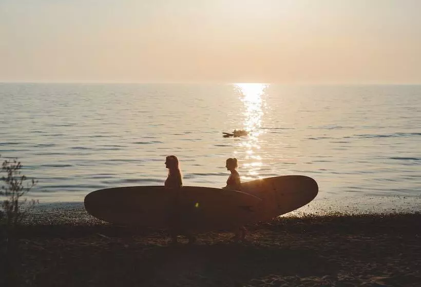 هتل Surflogiet Gotland