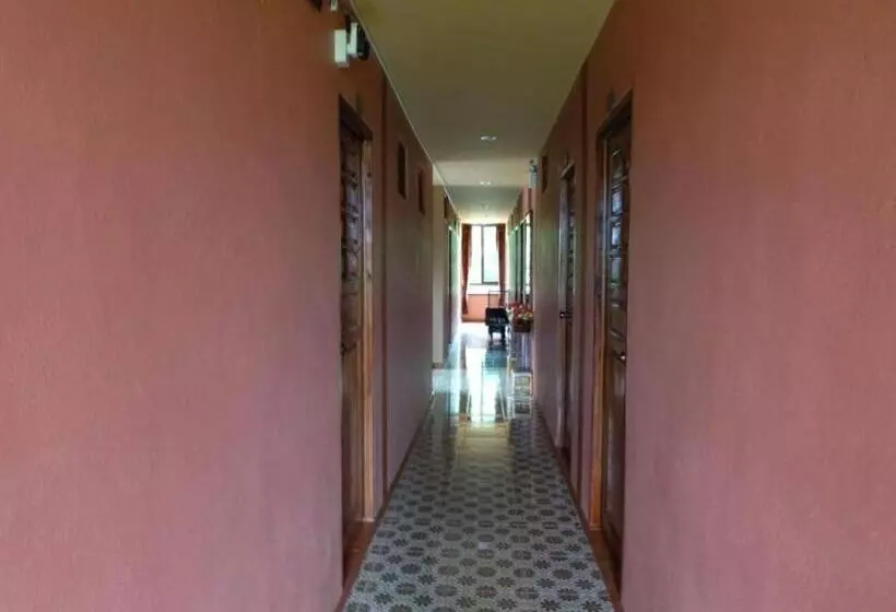 ホテル Tai Asean House