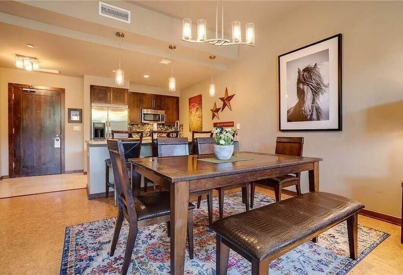 Howelsen Place H307a