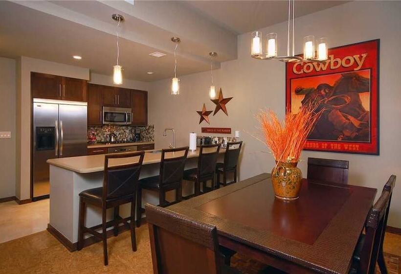 Howelsen Place H307a