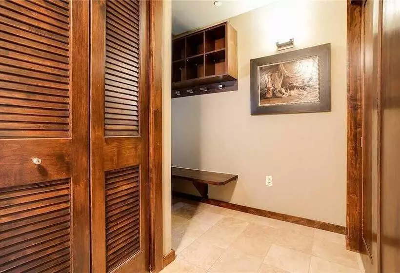 Howelsen Place H307a