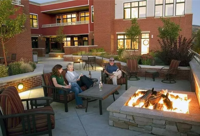 Howelsen Place H307a