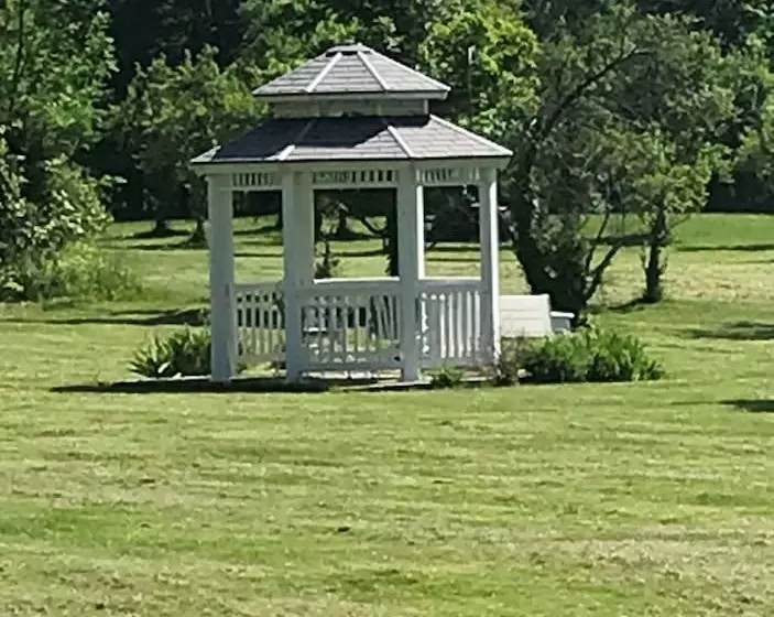 Martha's Vineyard Bed & Breakfast