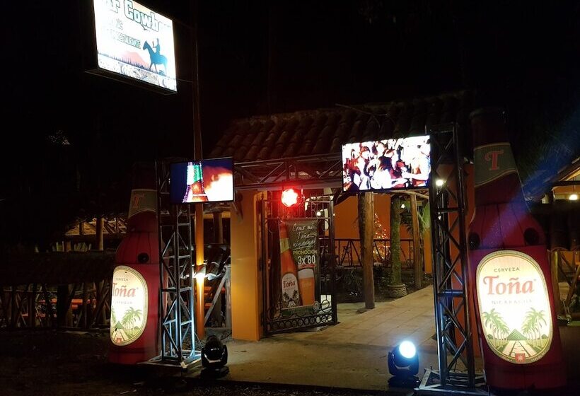 Mr Cowboy Hotel Y Restaurante